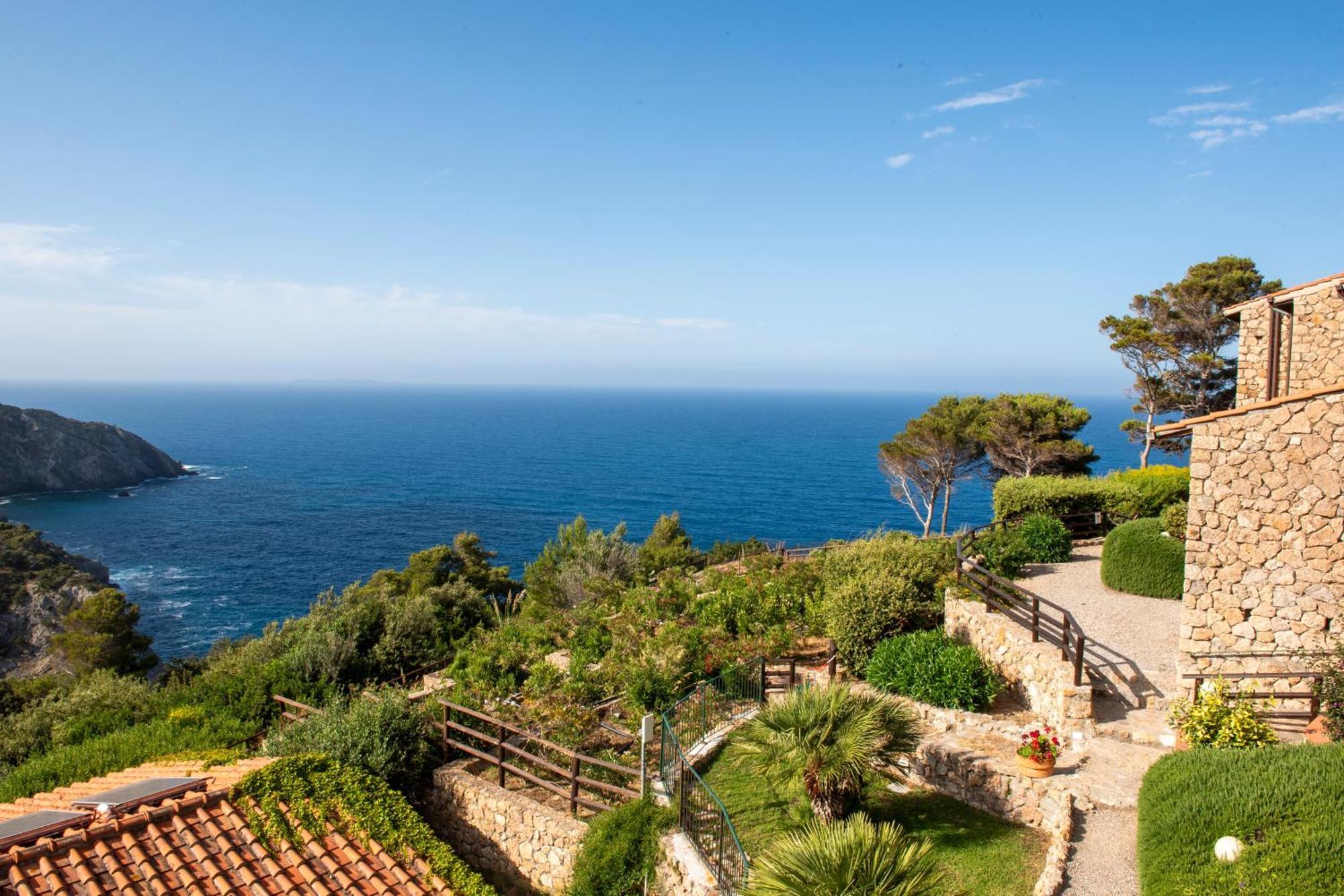 Boutique Hotel Torre Di Cala Piccola Porto Santo Stefano  Exterior photo